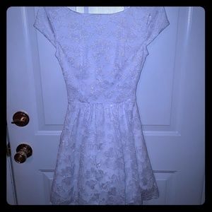 White fancy dress size 1/2